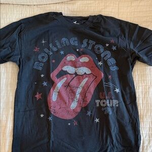Hollister Rolling Stones Graphic Tee - Black and Red 78 size small
